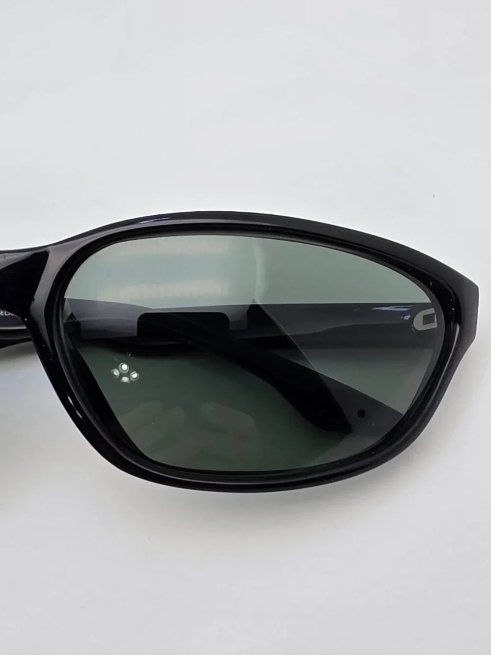 Ray-Ban B&L W3095 Gloss Black Frame G-15 Green Mineral Glass Lens Sunglasses